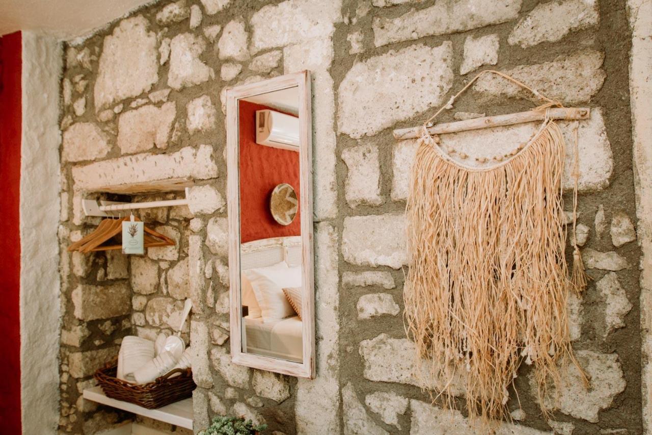 Morisi Avlu Hotel Alacati Exterior foto